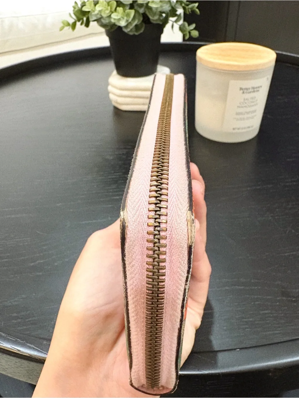 Gucci GG Supreme Monogram Strawberry Zip Around Wallet Light Pink